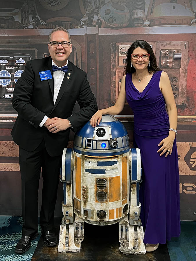 Andres Goyanes - District Governor 2022-2023 and his wife, Veronica